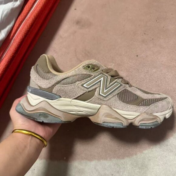 shoes New Balance 9060 - Picture 2 of 4